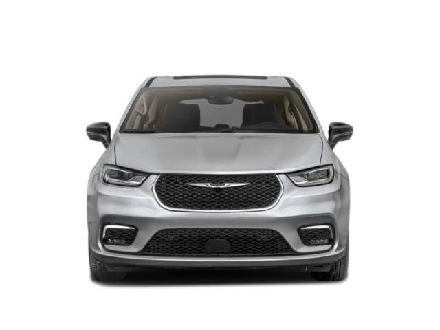 Certified 2024 Chrysler Pacifica Limited w/ Uconnect Theater Family Group AWD/4WD image 4