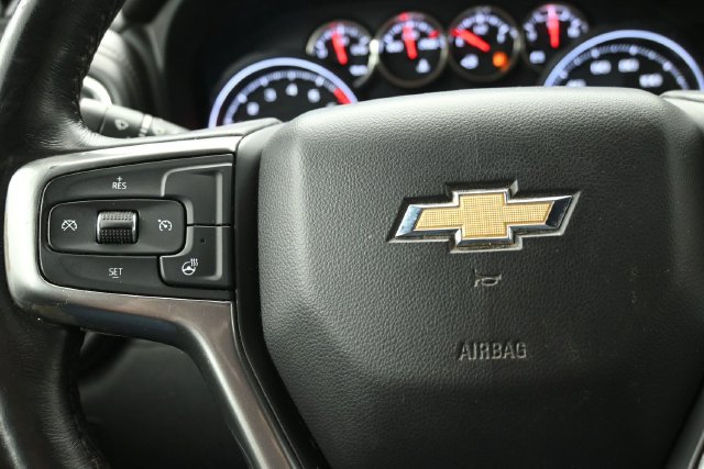 Used 2020 Chevrolet Silverado 1500 LTZ AWD/4WD image 25