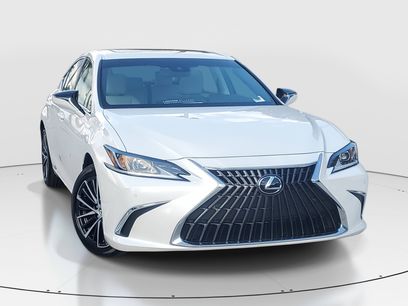 Certified 2025 Lexus ES 350 w/ Premium Package