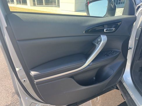 Used 2024 Mitsubishi Eclipse Cross image 14