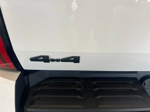 Used 2025 Toyota Tundra Limited w/ TRD Off-Road Package AWD/4WD image 9