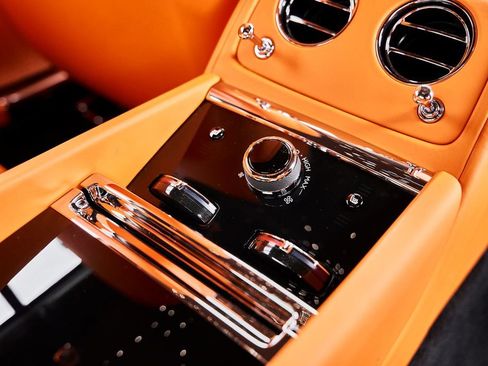 Used 2025 Rolls-Royce Spectre w/ Spectre Launch Package image 42