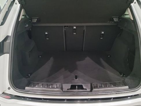 Used 2020 Land Rover Range Rover Evoque S image 18