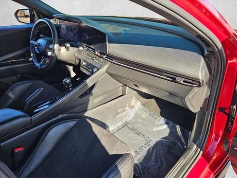Used 2025 Hyundai Elantra N image 18
