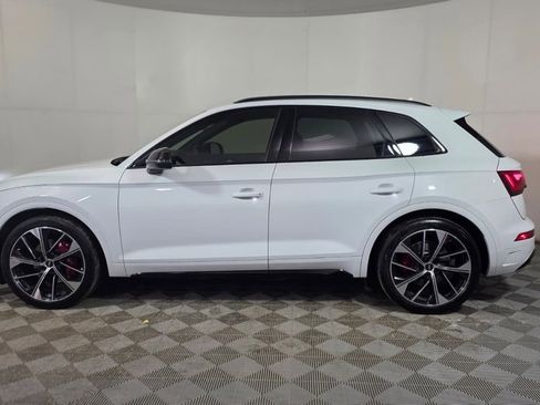 Used 2023 Audi SQ5 Premium Plus w/ Premium Plus Package image 3