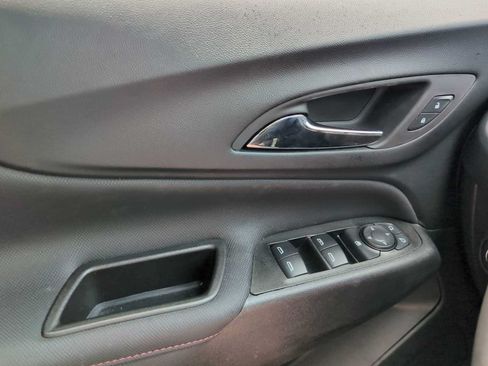 Used 2023 Chevrolet Equinox RS FWD image 22