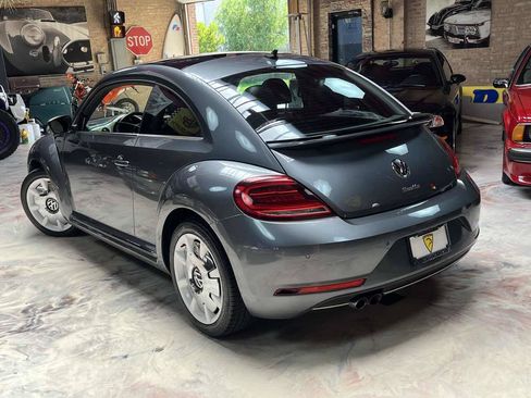 Used 2019 Volkswagen Beetle 2.0T Final Edition SEL FWD image 5