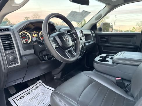 Used 2019 RAM 1500 Tradesman image 16