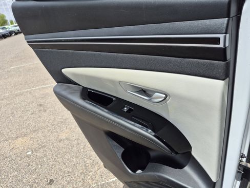 Used 2022 Hyundai Tucson SEL w/ Convenience Package FWD image 19