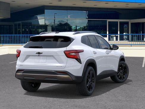 New 2026 Chevrolet Trax ACTIV w/ Driver Confidence Package FWD image 4