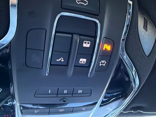 Used 2020 Maserati Quattroporte S GranSport RWD image 11