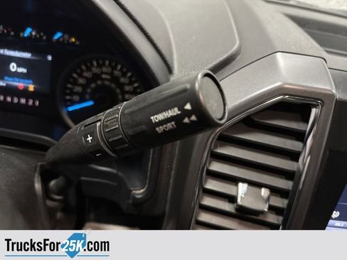 Used 2015 Ford F150 XLT w/ Equipment Group 302A Luxury image 21