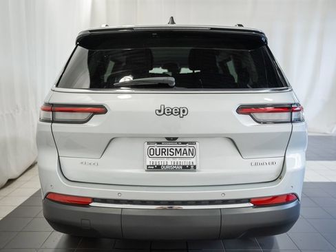 Used 2023 Jeep Grand Cherokee L Limited AWD/4WD image 5