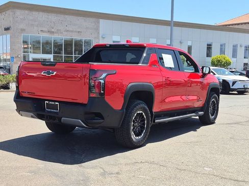Used 2026 Chevrolet Silverado EV Trail Boss w/ LPO, Gameday Tailgate Package AWD/4WD image 8