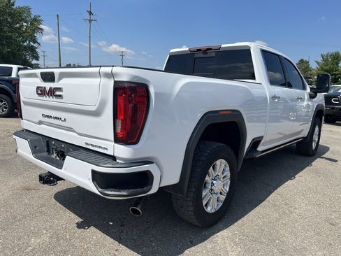 Used 2022 GMC Sierra 2500 Denali w/ Denali Ultimate Package AWD/4WD image 6