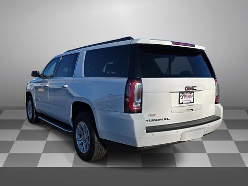 Used 2020 GMC Yukon XL SLT image 4