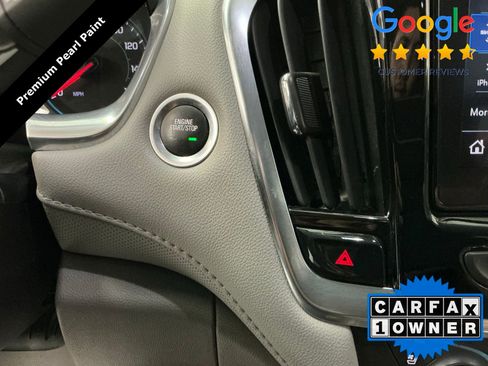 Used 2021 Chevrolet Traverse Premier FWD image 22