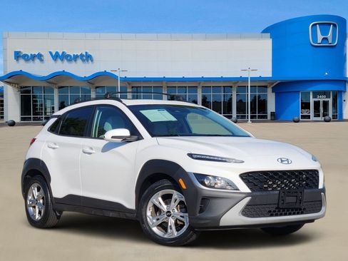 Used 2023 Hyundai Kona SEL w/ Convenience Package FWD image 1