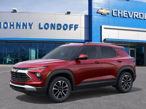 New 2026 Chevrolet TrailBlazer LT w/ Convenience Package FWD image 2