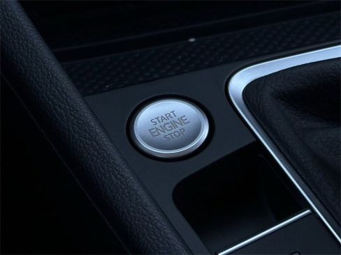 New 2026 Volkswagen Jetta SEL image 19