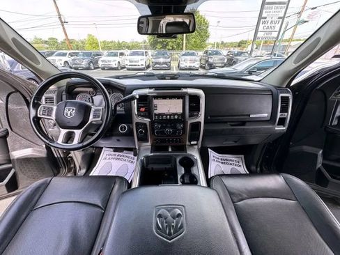 Used 2016 RAM 2500 Laramie w/ Convenience Group AWD/4WD image 43