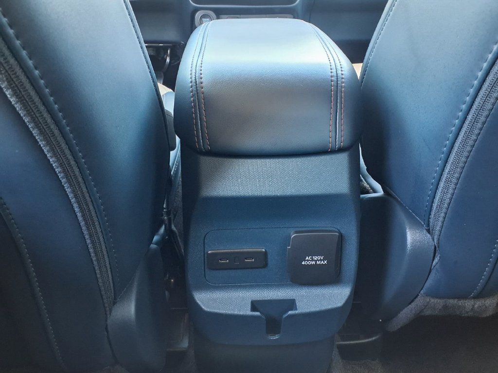 Used 2025 Ford Maverick Lariat w/ 4K Tow Package AWD/4WD image 24