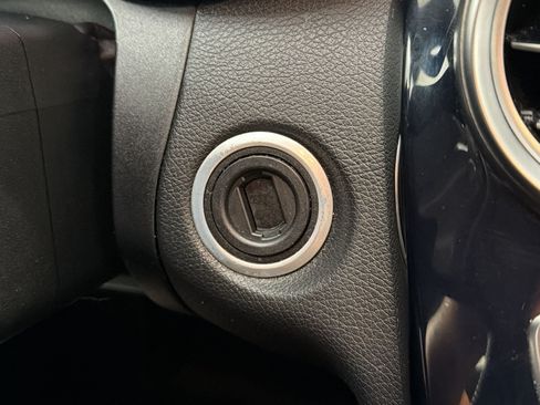 Used 2015 Mercedes-Benz C 300 4MATIC Sedan image 15