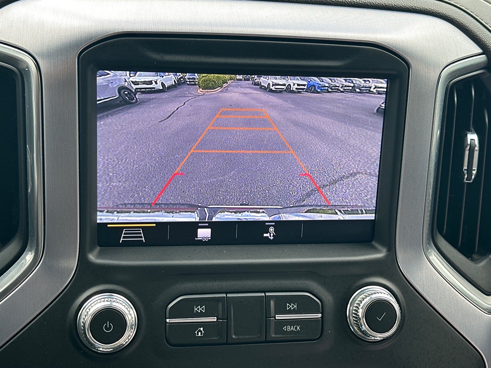Used 2019 GMC Sierra 1500 SLT w/ SLT Premium Package RWD image 17