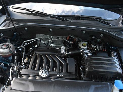 Used 2023 Volkswagen Atlas Cross Sport SEL Premium R-Line image 30