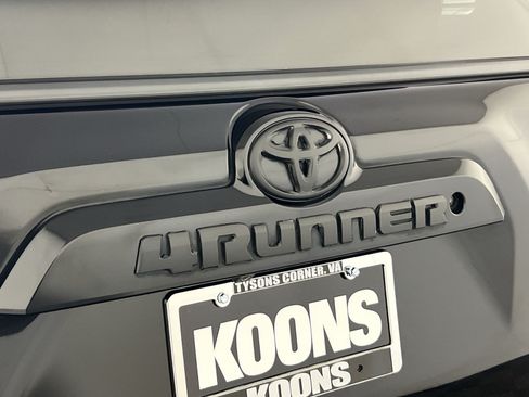Used 2021 Toyota 4Runner SR5 RWD image 29