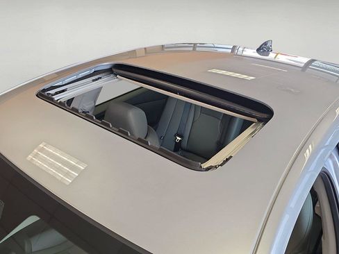 Used 2025 Honda Accord SE image 29