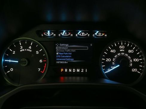 Used 2015 Ford F150 XLT w/ Equipment Group 302A Luxury AWD/4WD image 31