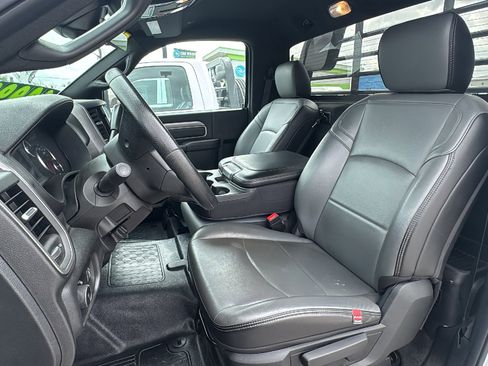 Used 2025 RAM 5500 Tradesman image 12