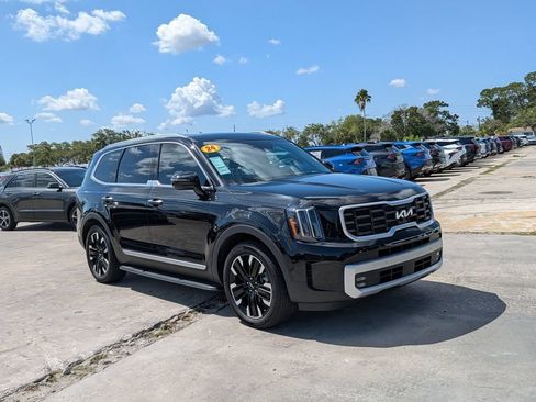 Certified 2024 Kia Telluride SX Prestige w/ Towing Package AWD/4WD image 2