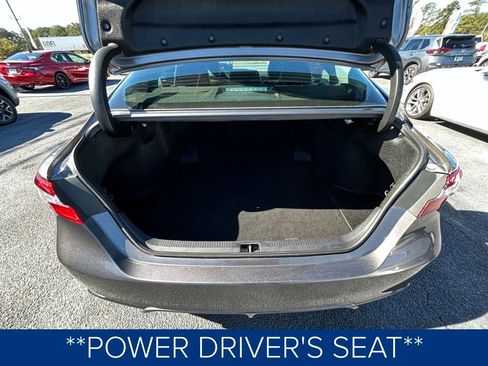 Used 2024 Toyota Camry XSE image 9