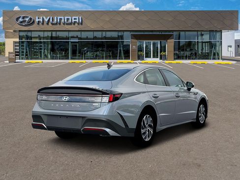 New 2026 Hyundai Sonata Blue FWD image 7