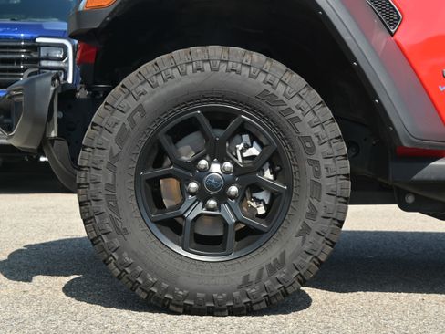 Used 2025 Jeep Wrangler Unlimited Sport S 4xe AWD/4WD image 13