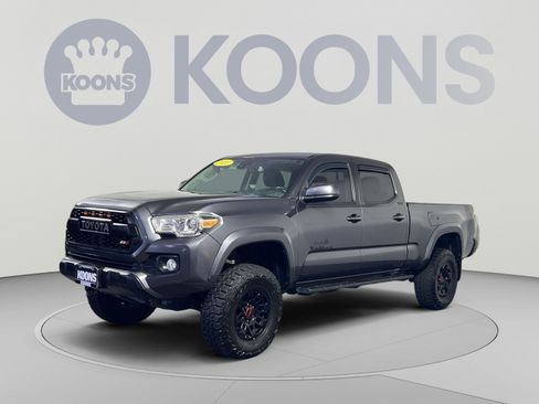 Used 2022 Toyota Tacoma SR5 AWD/4WD image 1