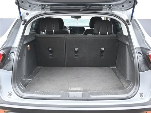 Used 2024 Chevrolet Trax LS w/ Driver Confidence Package FWD image 15