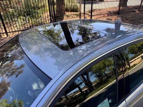 Used 2013 Mercedes-Benz E 350 Sedan image 9