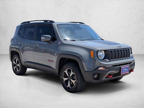Used 2019 Jeep Renegade Trailhawk w/ Cold Weather Group II AWD/4WD image 3