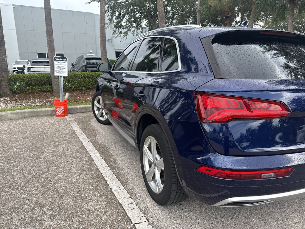 Used 2020 Audi Q5 2.0T Premium w/ Convenience Package AWD/4WD image 9