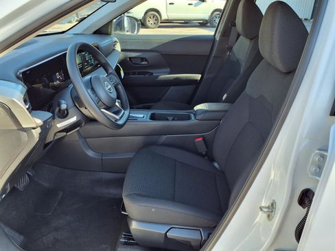 New 2026 Nissan Kicks S image 12