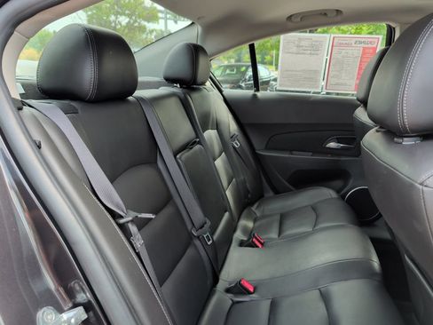Used 2016 Chevrolet Cruze LT w/ Sun, Sound and Sport Package FWD image 35