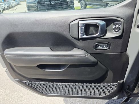 Used 2023 Jeep Wrangler Unlimited Sahara w/ Cold Weather Group image 42