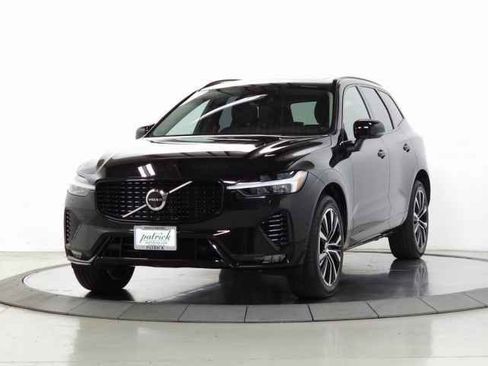 New 2025 Volvo XC60 B5 Plus w/ Protection Package Premier image 3