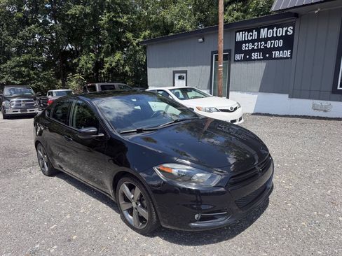 Used 2014 Dodge Dart GT w/ Sun/Sound Group FWD image 2