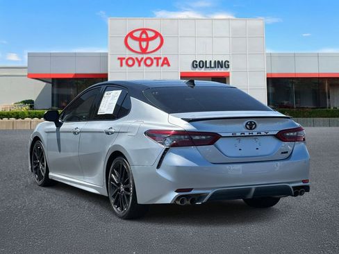 Used 2021 Toyota Camry XSE w/ Navigation Package FWD image 4