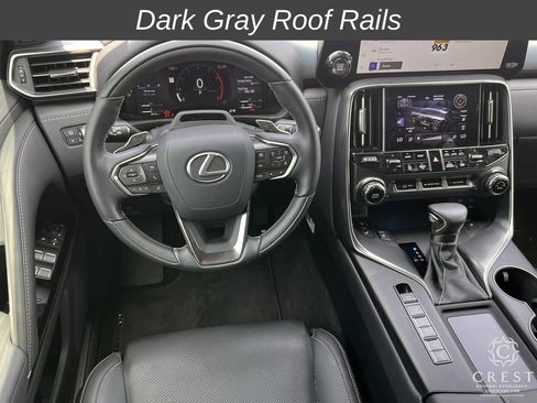 Used 2026 Lexus LX 600 4WD w/ Appearance Package image 10