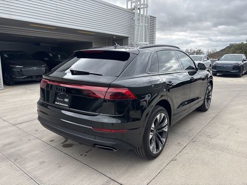 Used 2025 Audi Q8 Prestige image 6